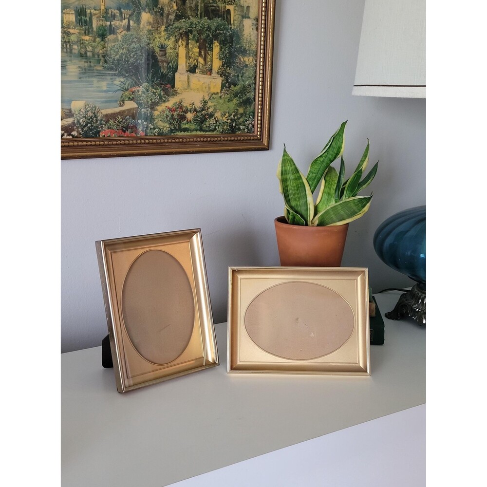 Vintage Brass Picture Frames Set (2), 5x7 Photo Display, Oval Matting